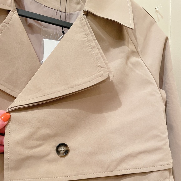 NEW WITH TAG Cropped blazer - Picture 8 of 8